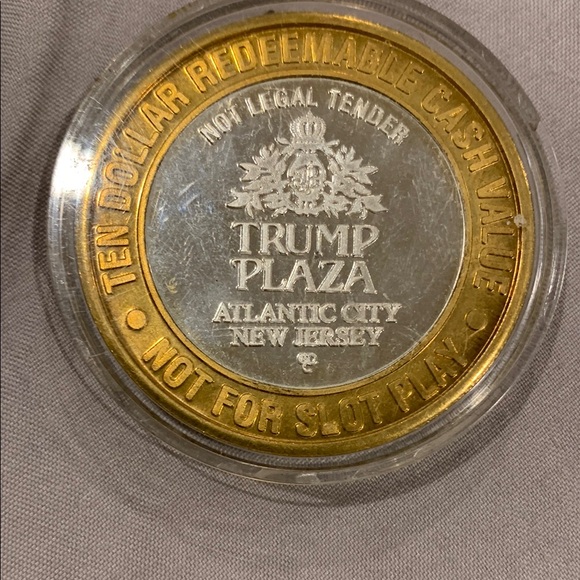 Gold and Silver Commemorative Coin - Picture 3 of 4